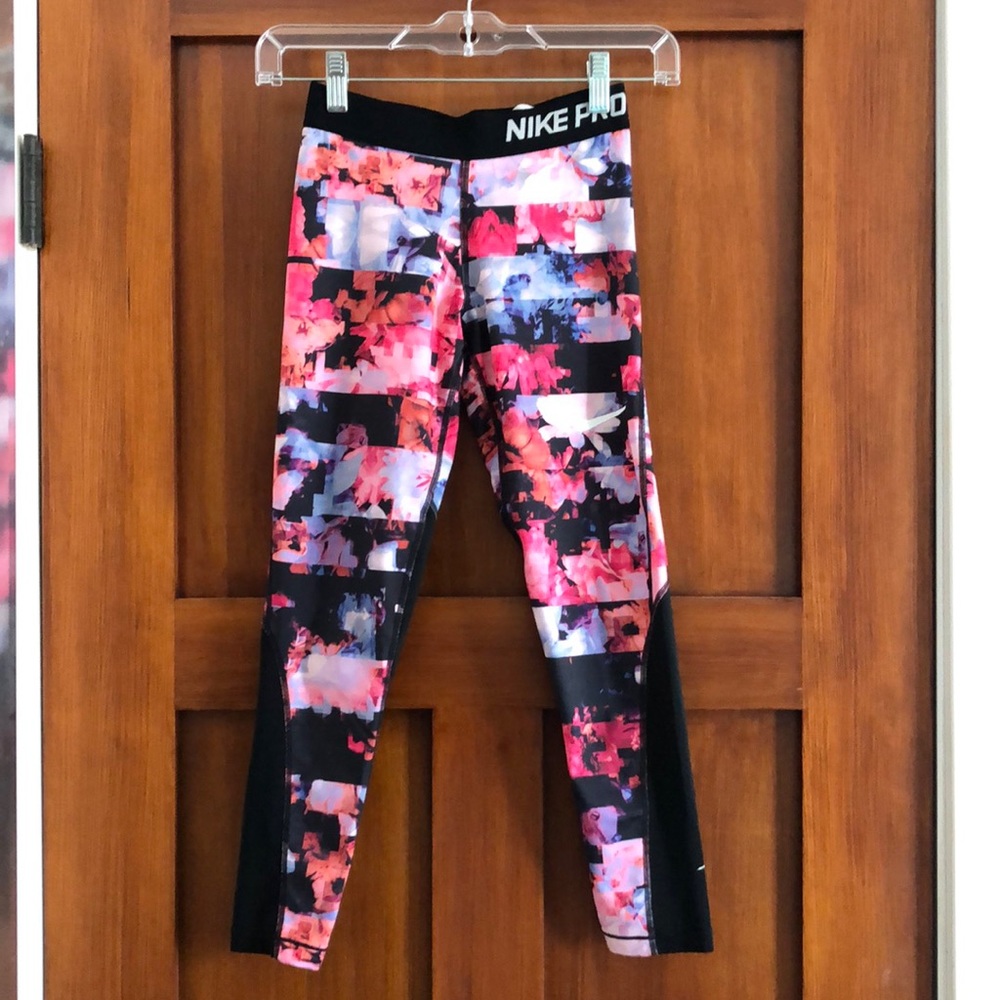🌸NIKE PRO Workout Leggings🌸